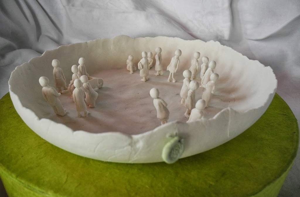 Story Bowl: 18 ladies, 1 man and a wheelbarrow
